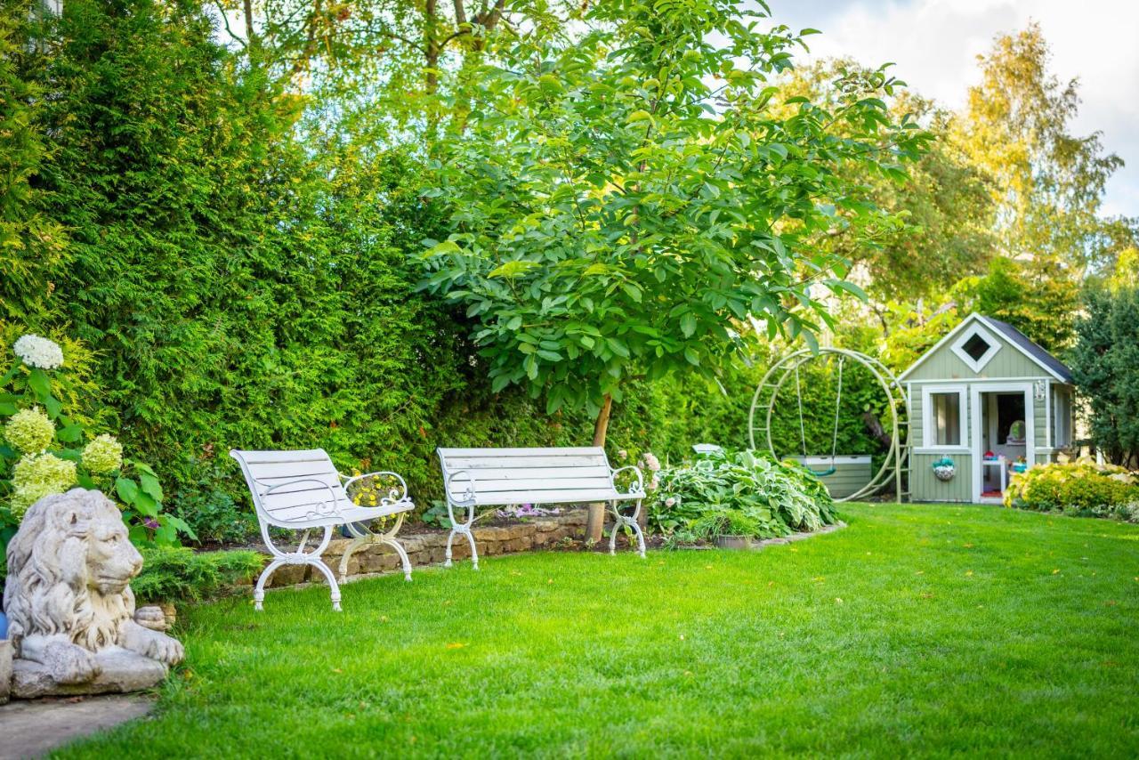 Garden Camping Hotel Tallinn Exterior photo